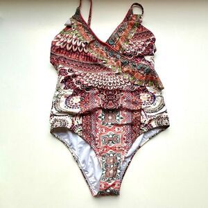 NWT True Colors by La Moda. Featuring  a vibrant, bohemian-style prints and embe